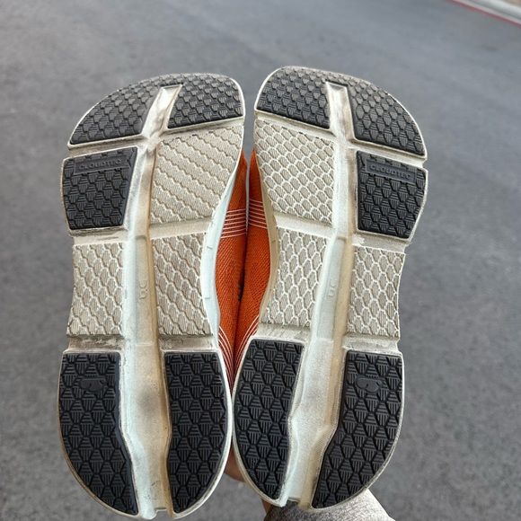 On Running Cloudgo Men's Running Shoes Orange Size 13 - Picture 4 of 5